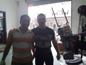 Russian customer with Technician Wang.jpg