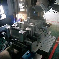 2-axis 3-head flat brush making machine